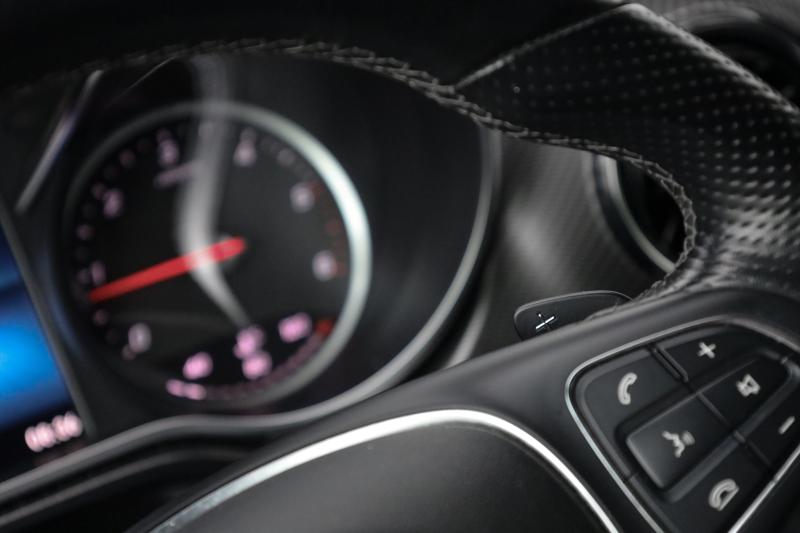 Mercedes-Benz - V250 - pic28