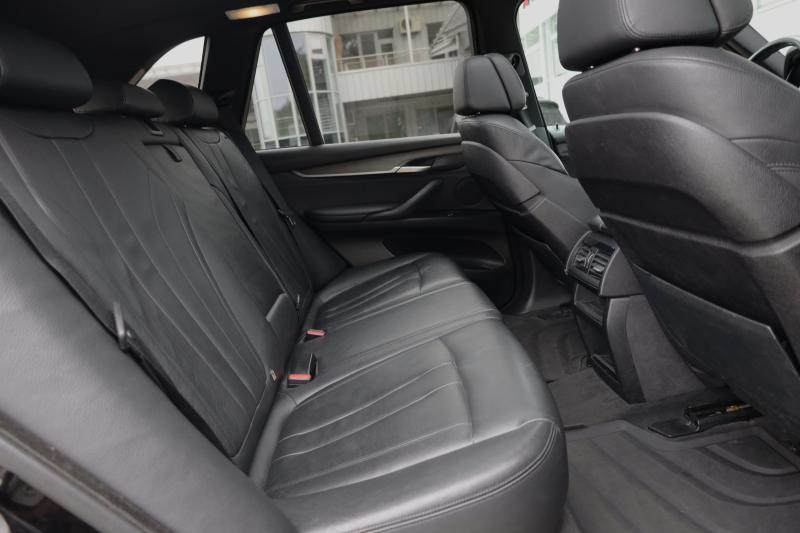 BMW - X5 - pic18