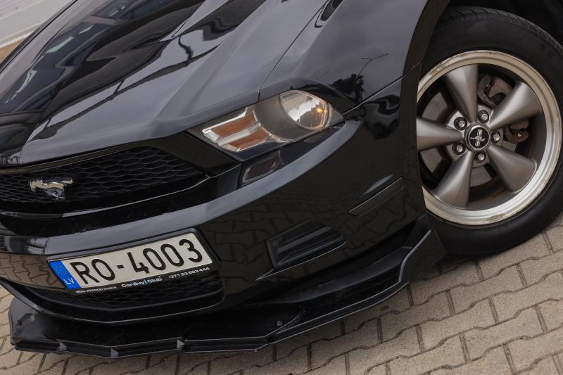 Ford - Mustang - pic2