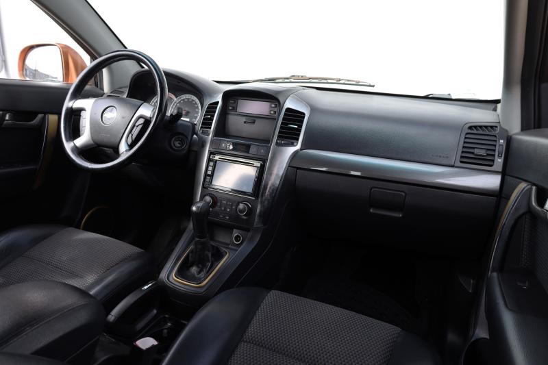 Chevrolet - Captiva - pic9