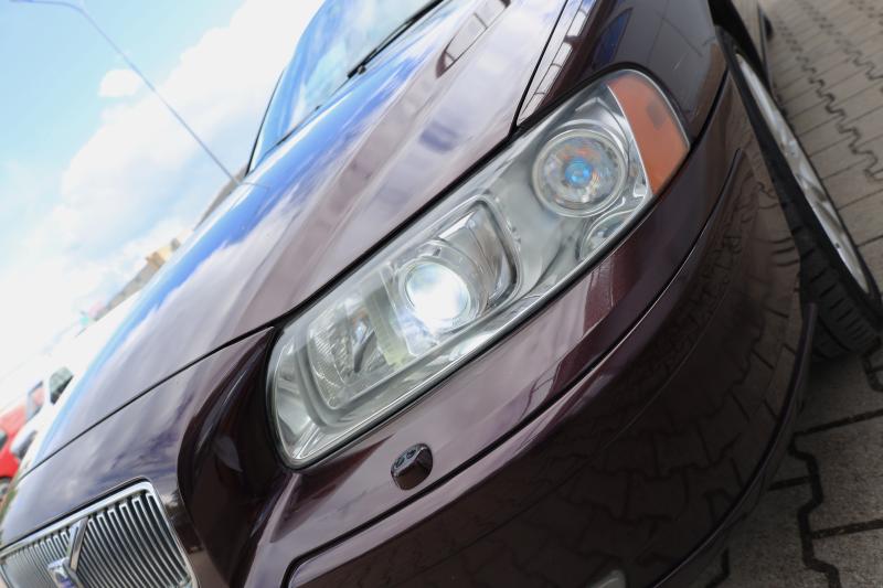 Volvo - V70 - pic23
