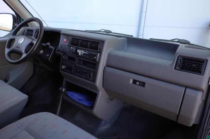 Volkswagen - Transporter - pic8