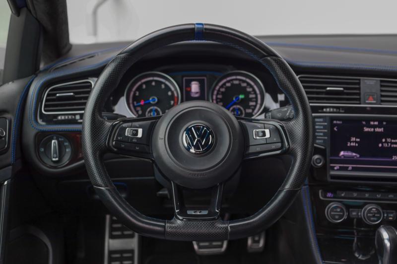 Volkswagen - Golf - pic17