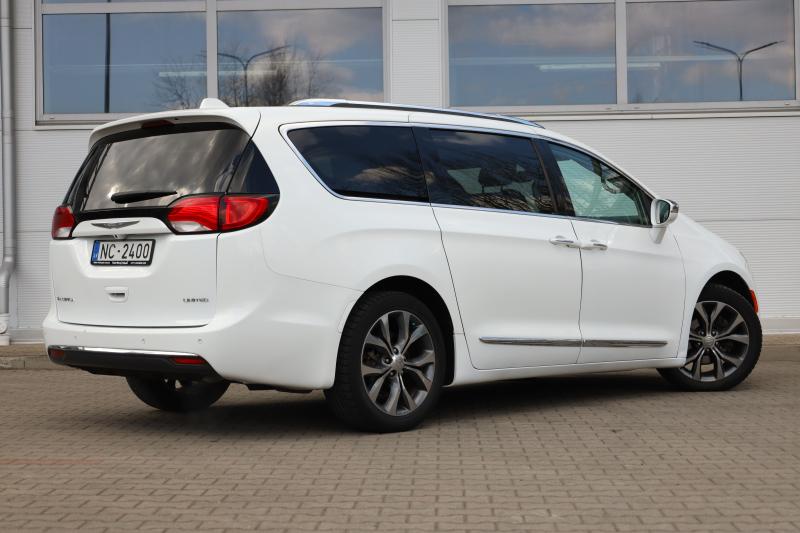 Chrysler - Pacifica - pic8