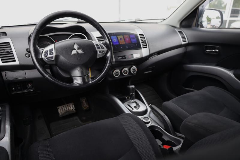 Mitsubishi - Outlander - pic7