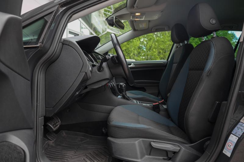 Volkswagen - Golf - pic11