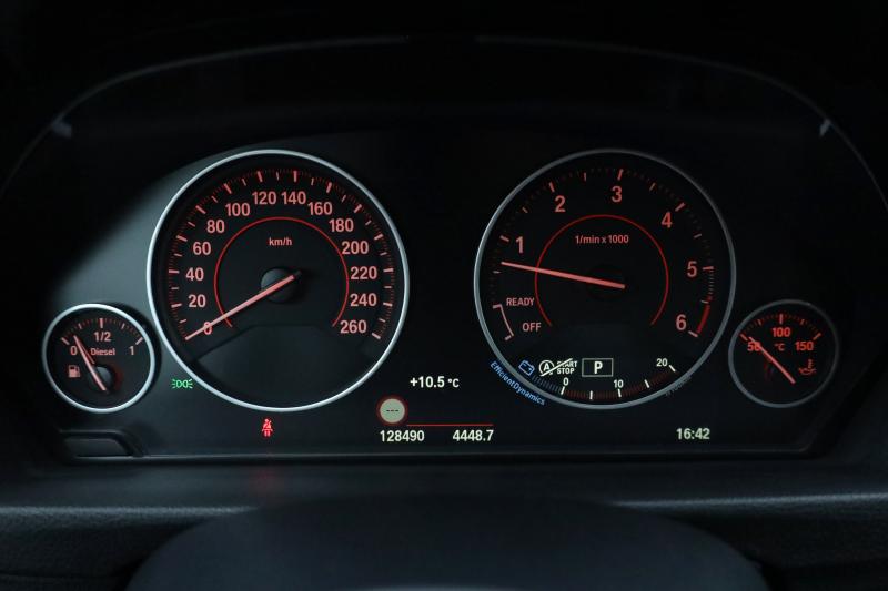 BMW - 330 - pic21