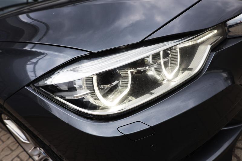 BMW - 320 - pic8