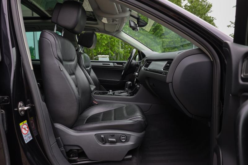 Volkswagen - Touareg - pic19