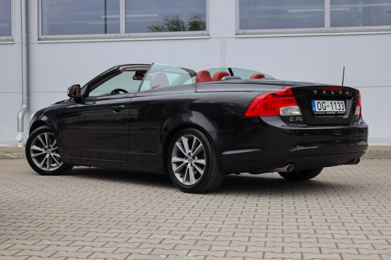Volvo - C70 - pic5