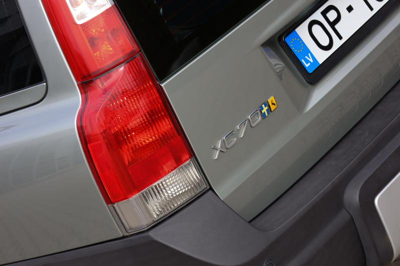 Volvo - XC70 - pic6