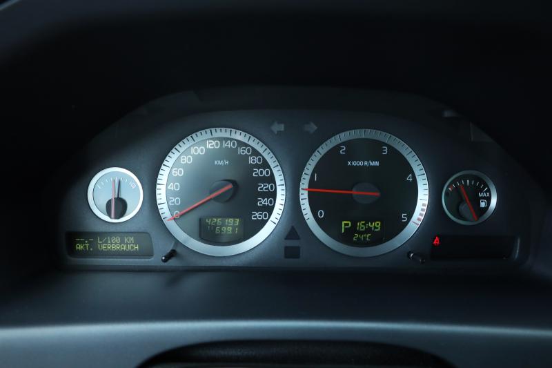 Volvo - V70 - pic22