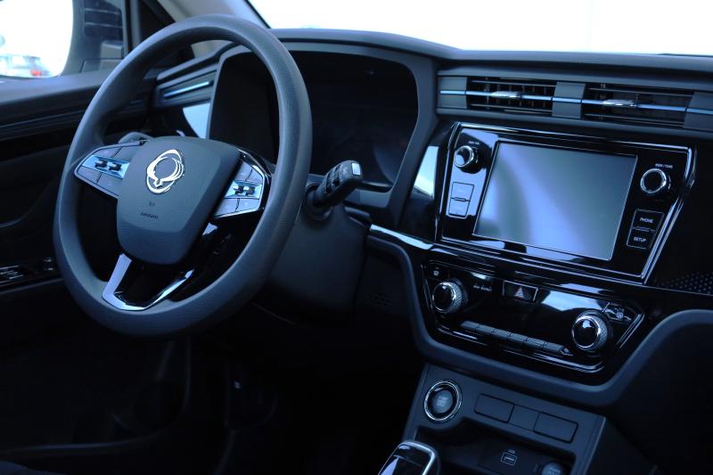 SsangYong - Korando - pic12