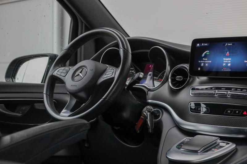 Mercedes-Benz - V250 - pic27