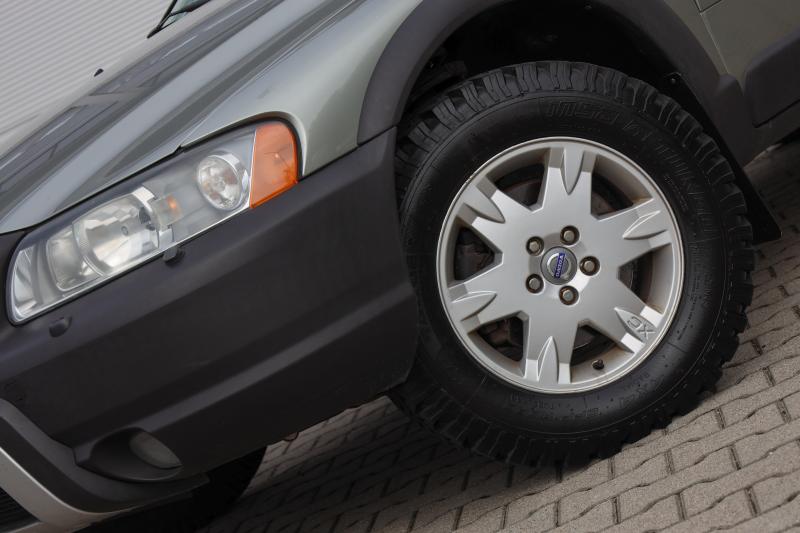 Volvo - XC70 - pic2