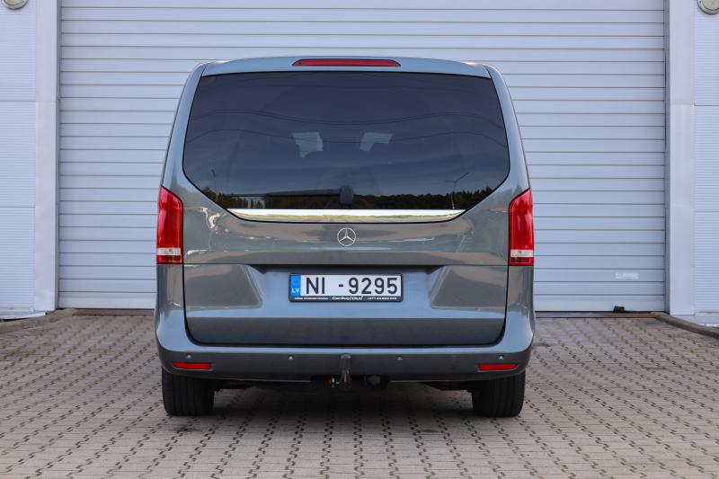 Mercedes-Benz - V250 - pic6
