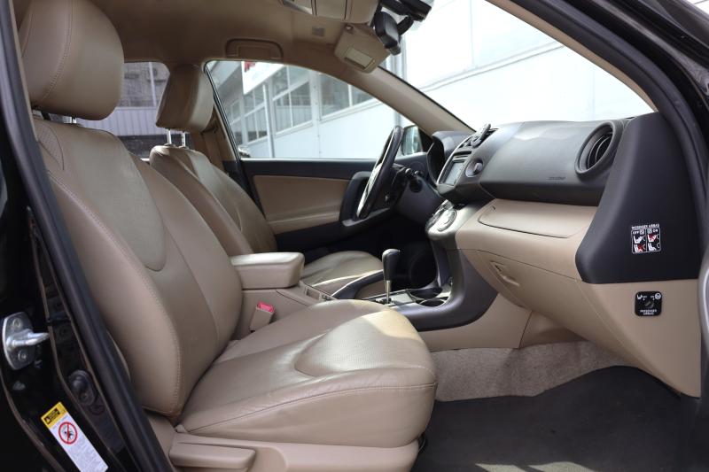Toyota - RAV4 - pic11