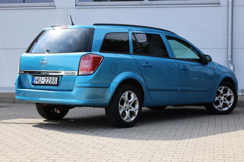 Opel - Astra - pic4