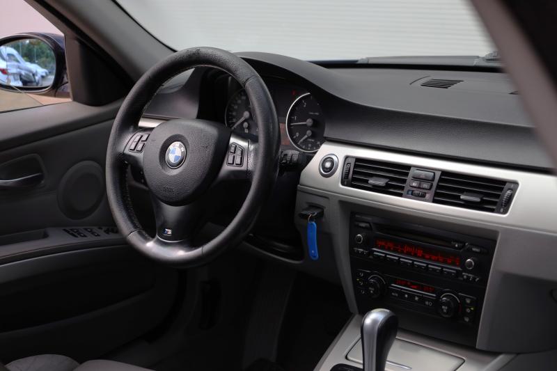 BMW - 330 - pic13