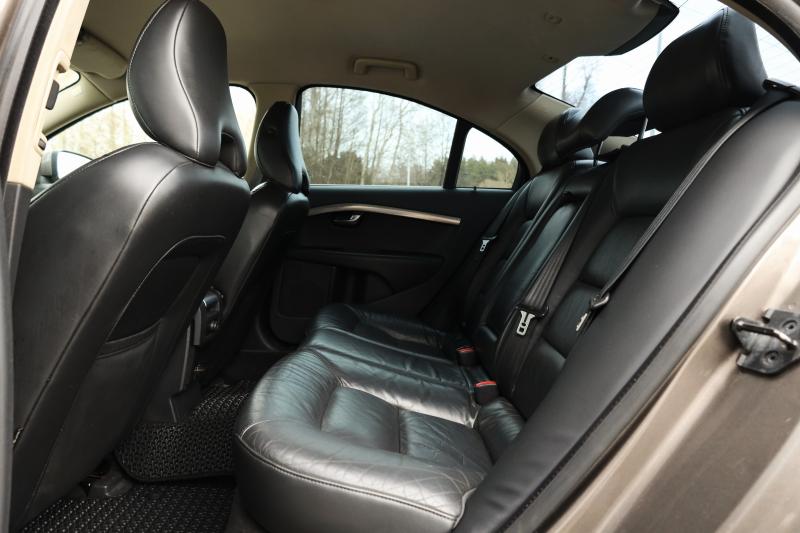 Volvo - S80 - pic13