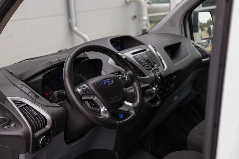 Ford - Transit - pic9