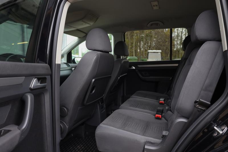 Volkswagen - Touran - pic13