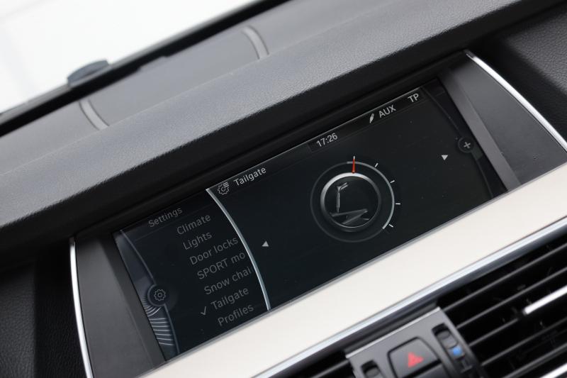 BMW - 530 - pic24