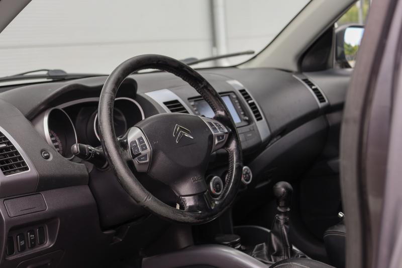 Citroen - C-Crosser - pic8