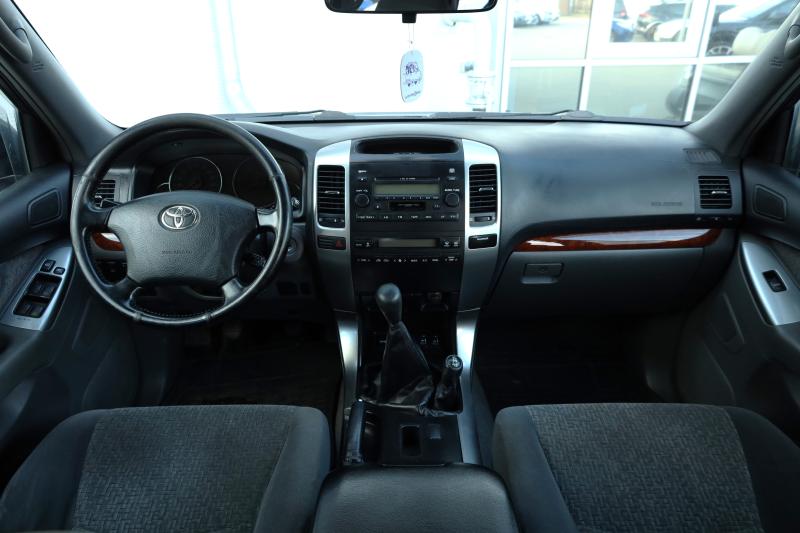 Toyota - Land Cruiser - pic7