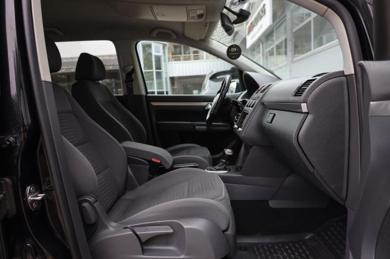 Volkswagen - Touran - pic15