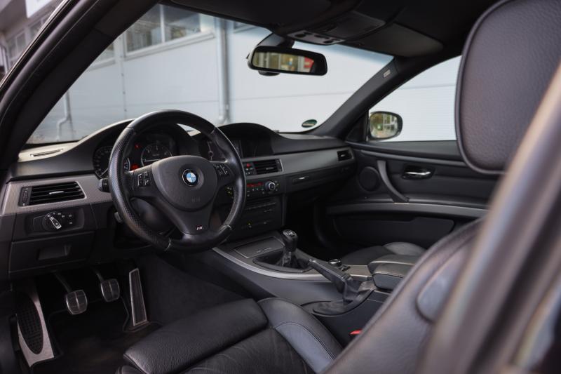 BMW - 320 - pic16