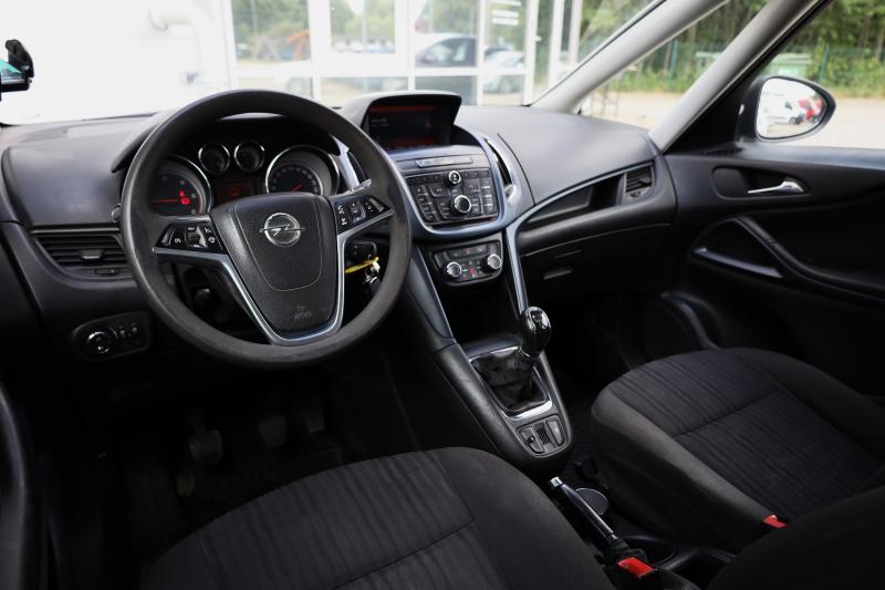 Opel - Zafira - pic6