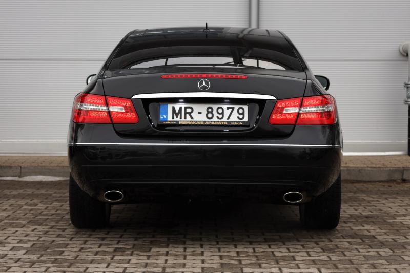Mercedes-Benz - E350 - pic7