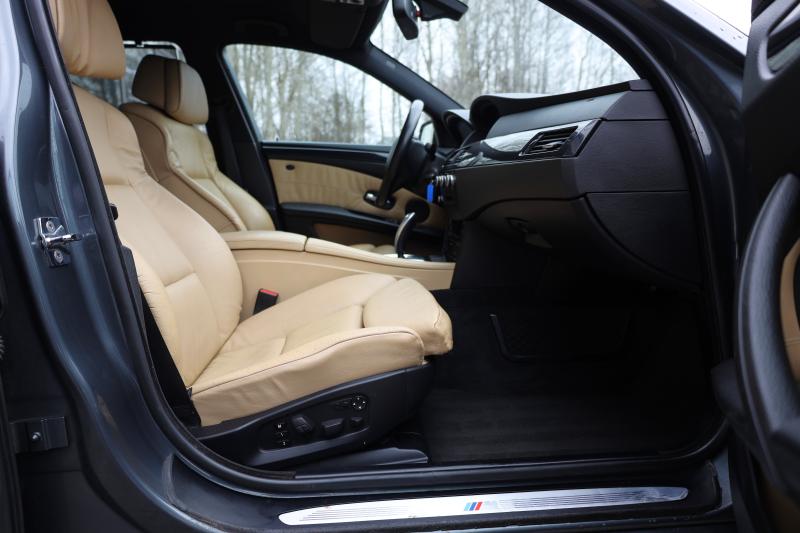 BMW - 523 - pic13