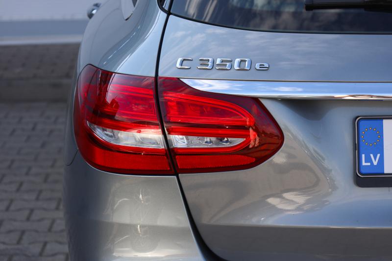 Mercedes-Benz - C350 - pic8