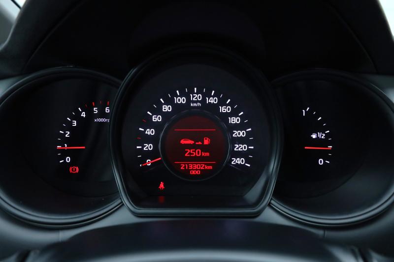 Kia - cee'd - pic14