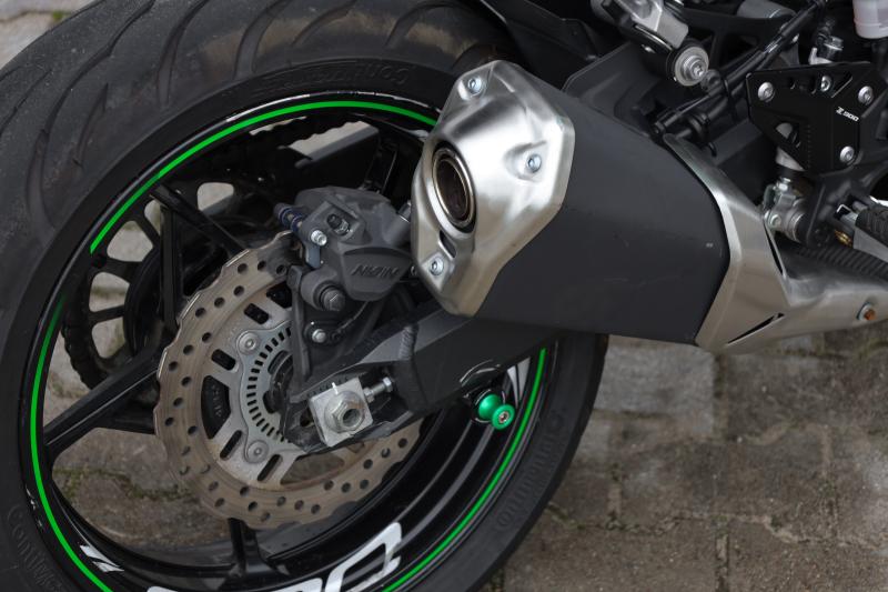 Kawasaki - Z - pic13