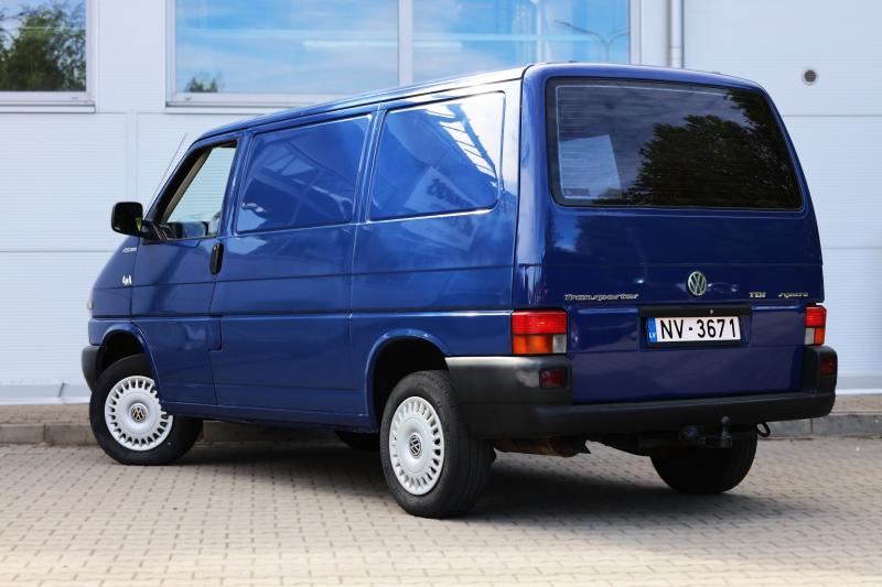 Volkswagen - Transporter - pic4