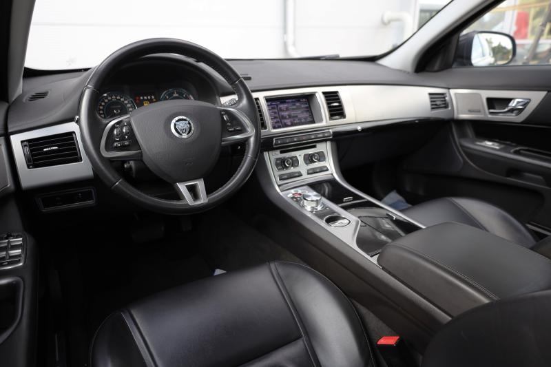 Jaguar - XF - pic7