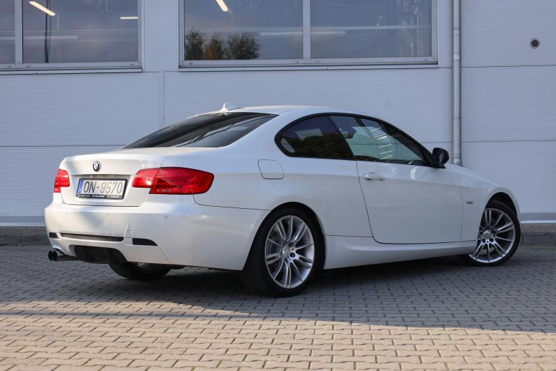 BMW - 320 - pic11