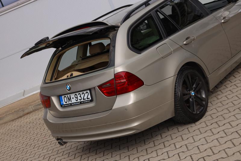 BMW - 320 - pic8