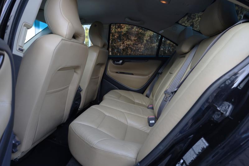 Volvo - S60 - pic13