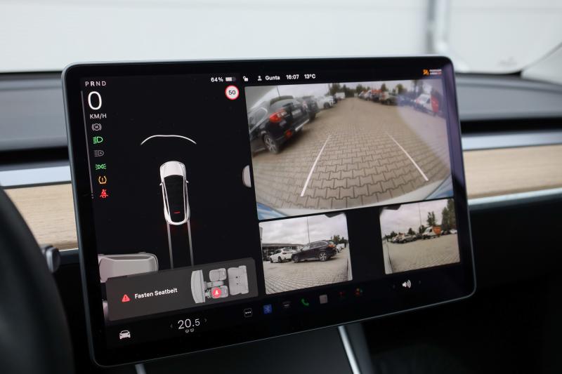 Tesla - Model Y - pic18