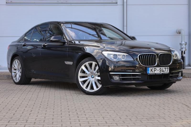 BMW - 740 - pic3