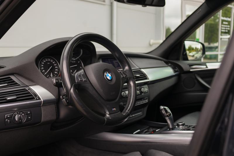 BMW - X5 - pic10