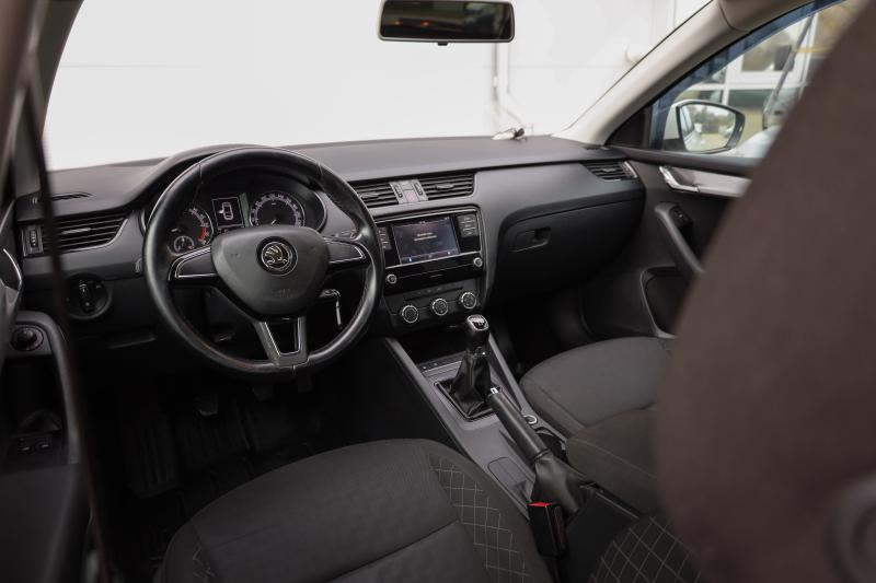 Skoda - Octavia - pic8