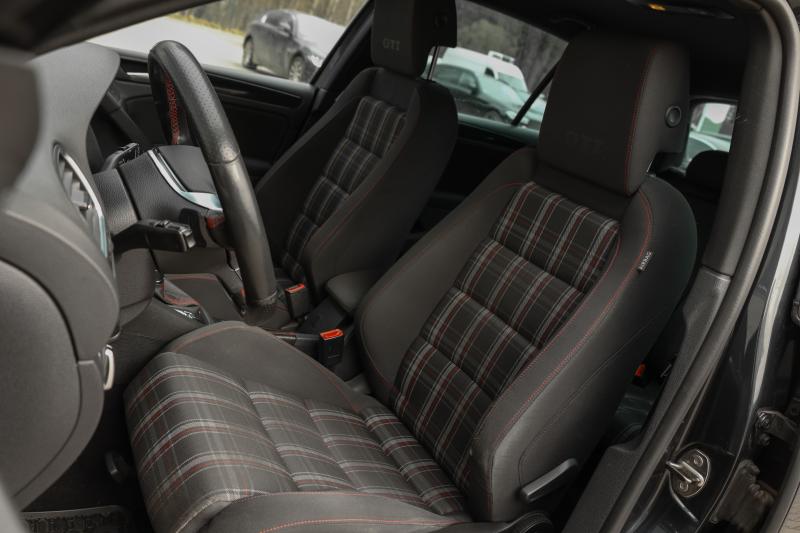 Volkswagen - Golf - pic11