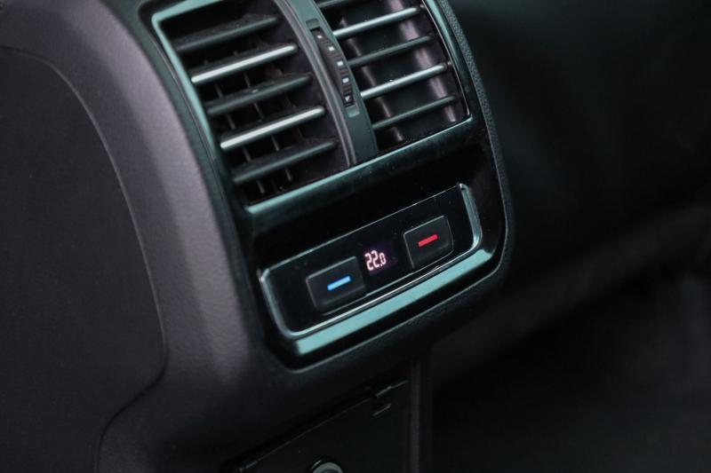 Volkswagen - Passat Alltrack - pic19