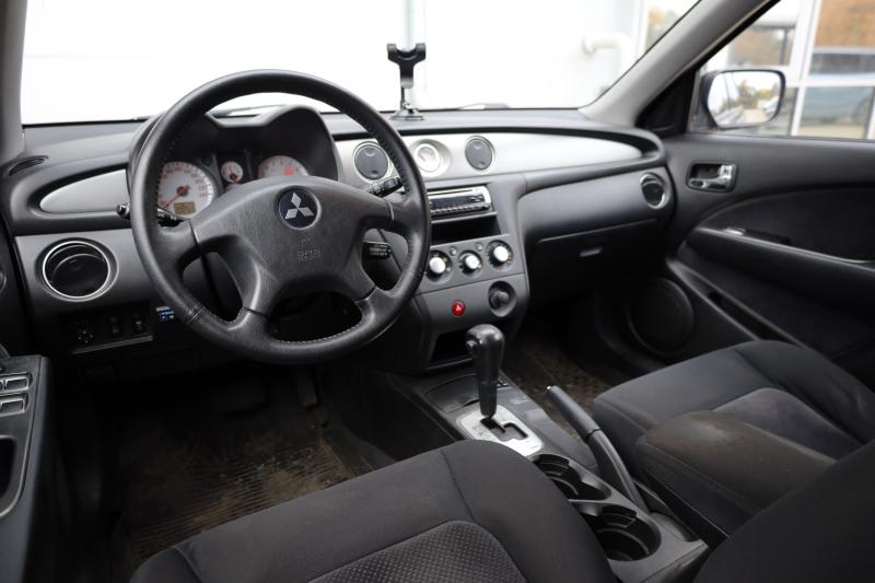 Mitsubishi - Outlander - pic8