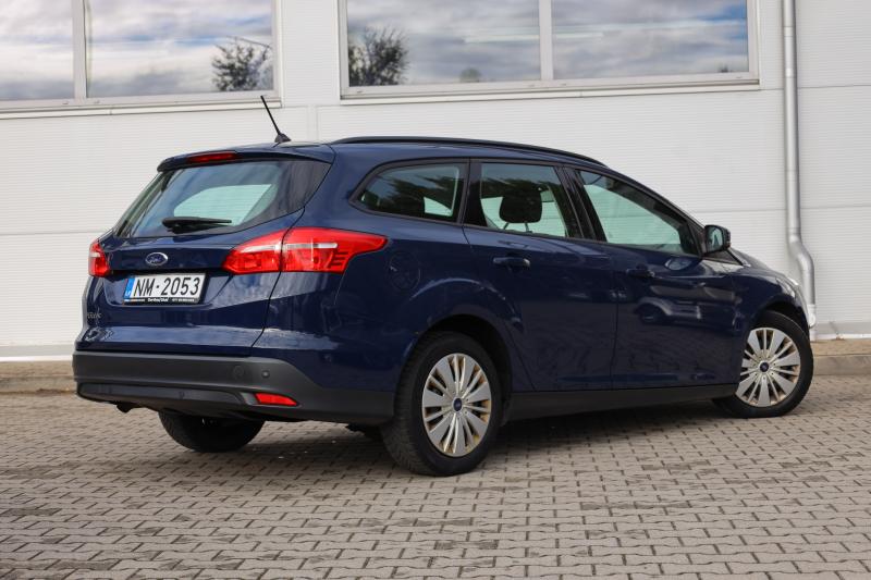 Ford - Focus - pic6